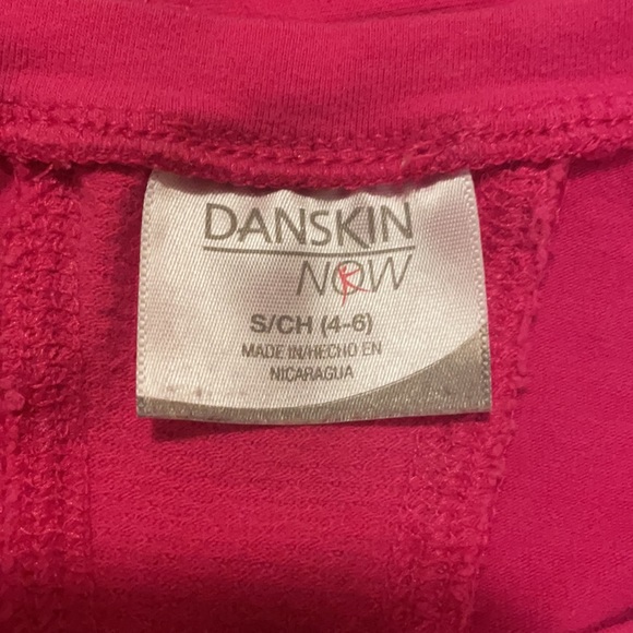 Workout top - Picture 3 of 3